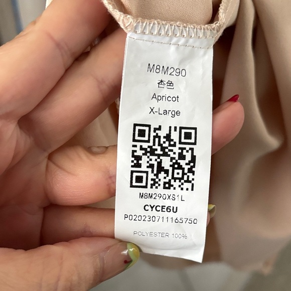 Sleeveless Button-Up Blouse - Cream Apricot - Picture 2 of 7